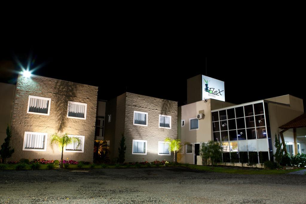 Flex Hotel Canoinhas Exterior photo